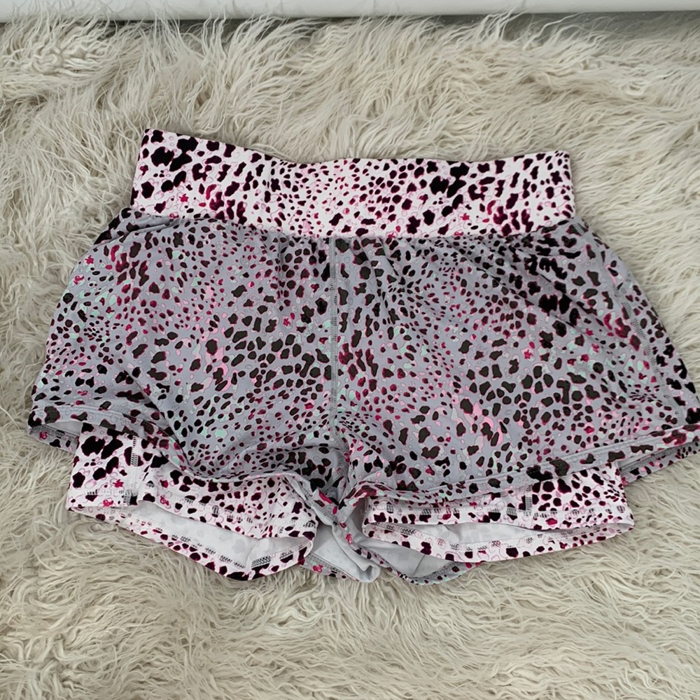 Fabletics Shorts Fabletics Spotted Orchid Olesia Shorts Women’s Size S